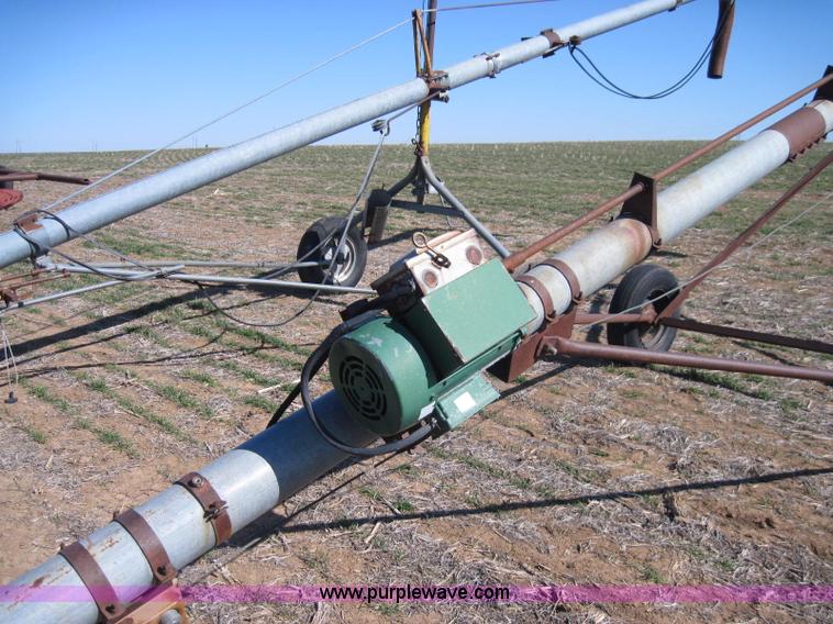 image for item 2009 6" x 35'L electric auger