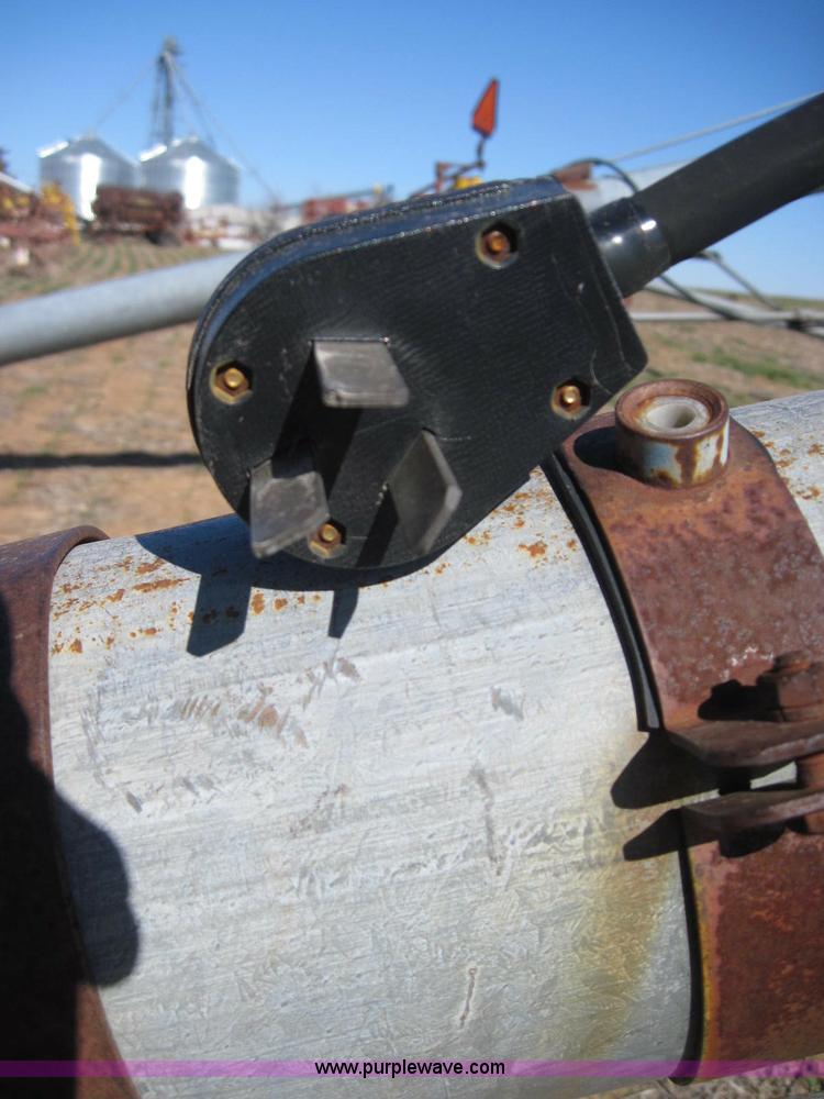 image for item 2009 6" x 35'L electric auger