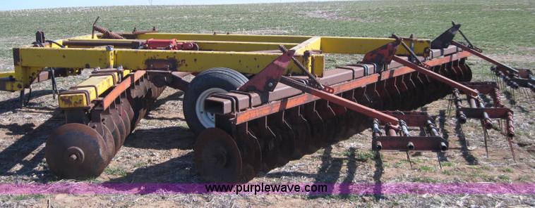 image for item 2010 Wilbeck 15' offset disk