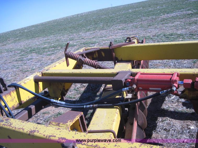 image for item 2010 Wilbeck 15' offset disk