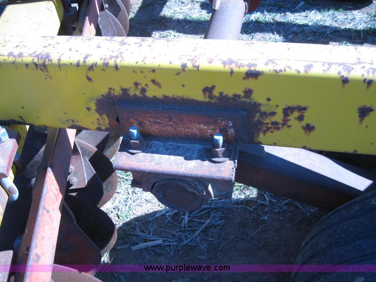 image for item 2010 Wilbeck 15' offset disk