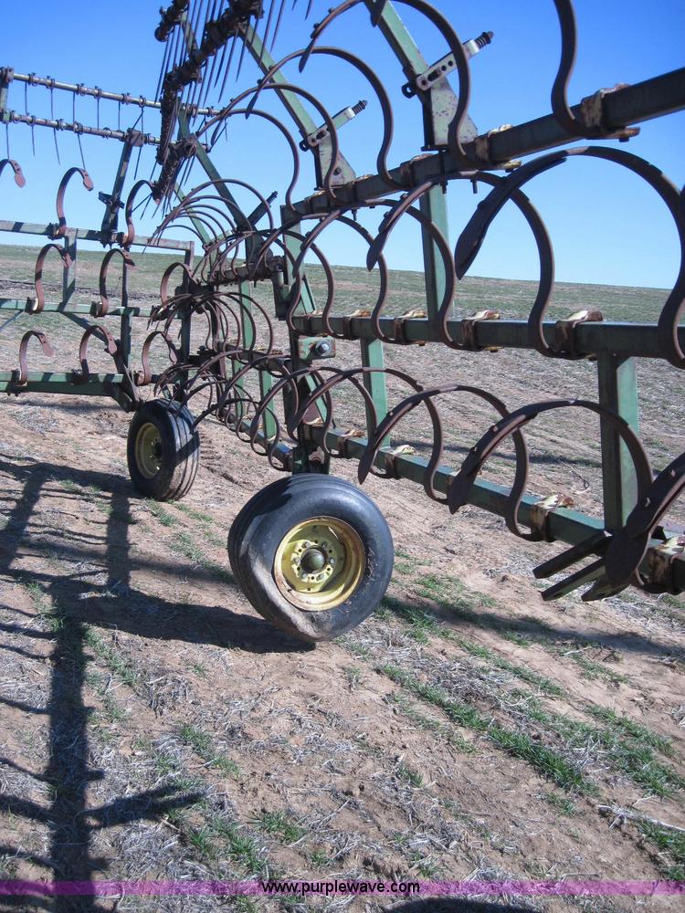 image for item 2014 John Deere 55' folding spring tooth