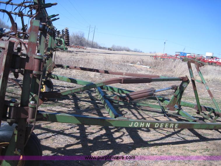 image for item 2014 John Deere 55' folding spring tooth