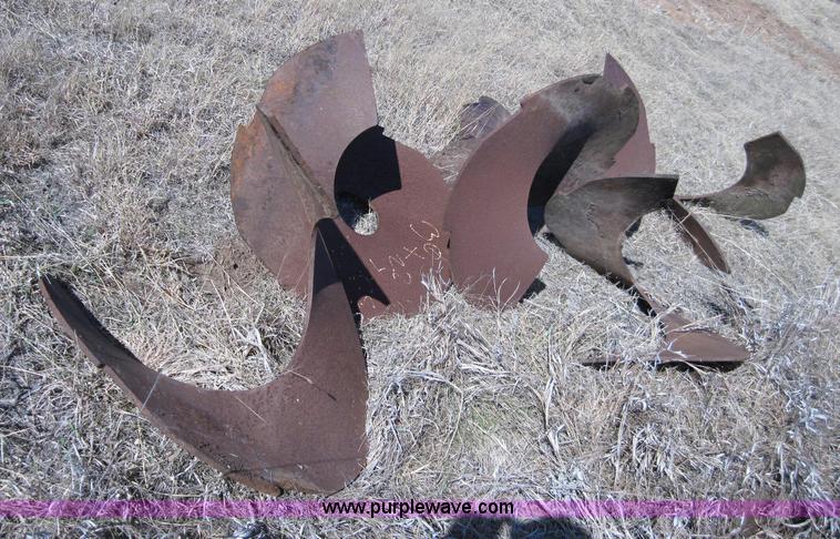 image for item 2015 Feed wagon augers