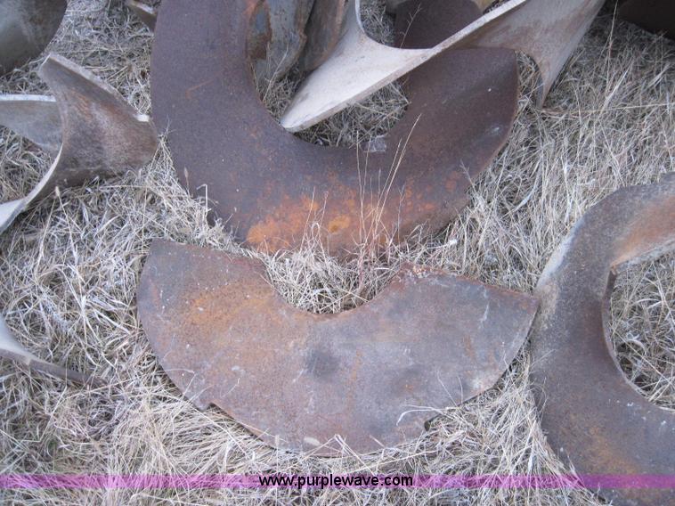 image for item 2015 Feed wagon augers