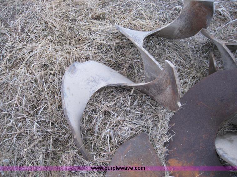 image for item 2015 Feed wagon augers