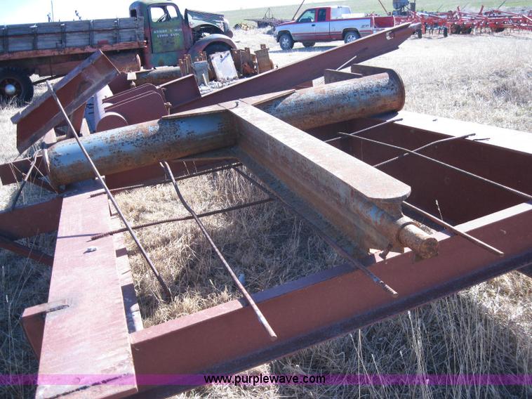 image for item 2016 H&S BF14HC 14 wheel hay rake