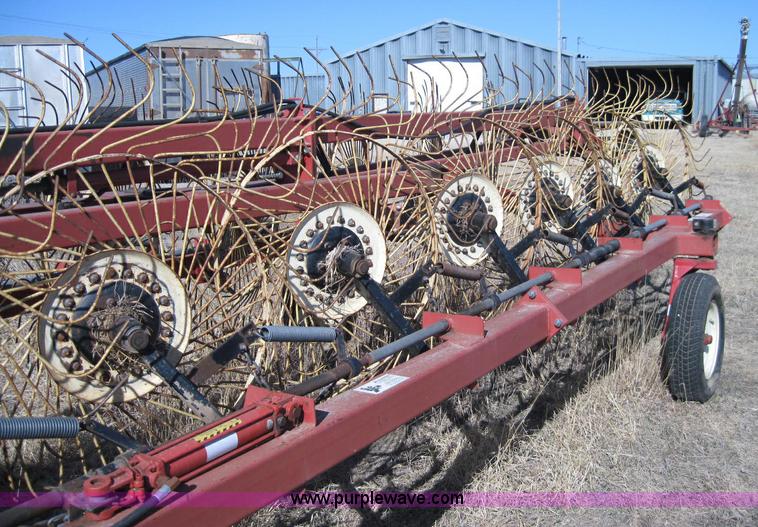 image for item 2016 H&S BF14HC 14 wheel hay rake