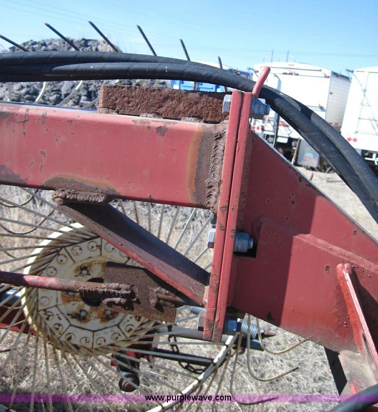 image for item 2016 H&S BF14HC 14 wheel hay rake