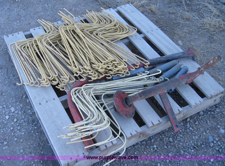 image for item 2016 H&S BF14HC 14 wheel hay rake