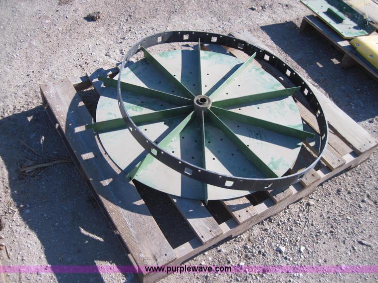 image for item 2017 (4) complete wheels off Allen wheel rake