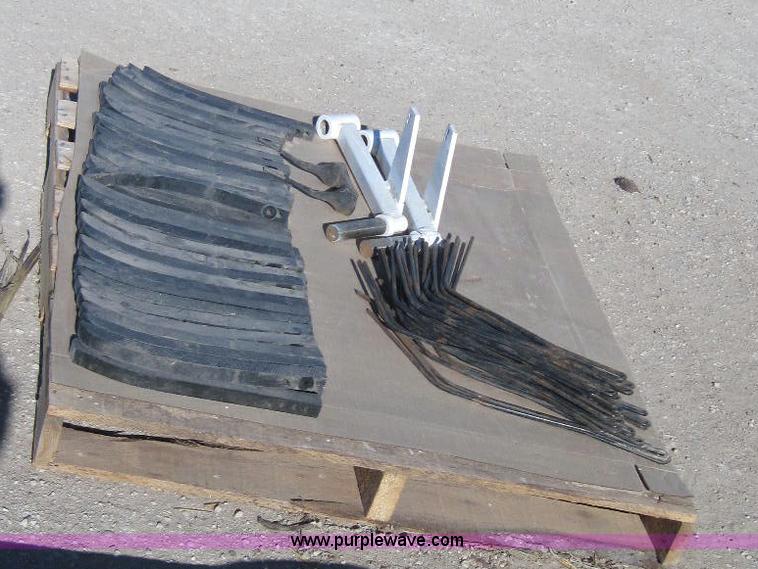 image for item 2017 (4) complete wheels off Allen wheel rake