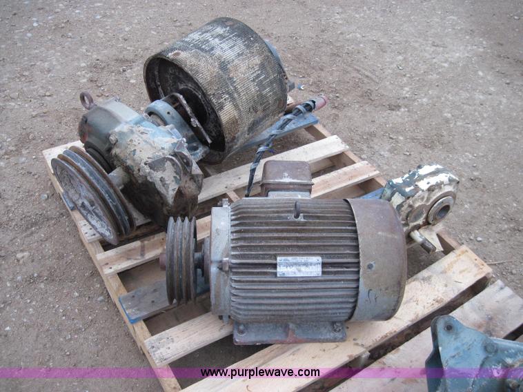 image for item 2020 Grain leg electric motor