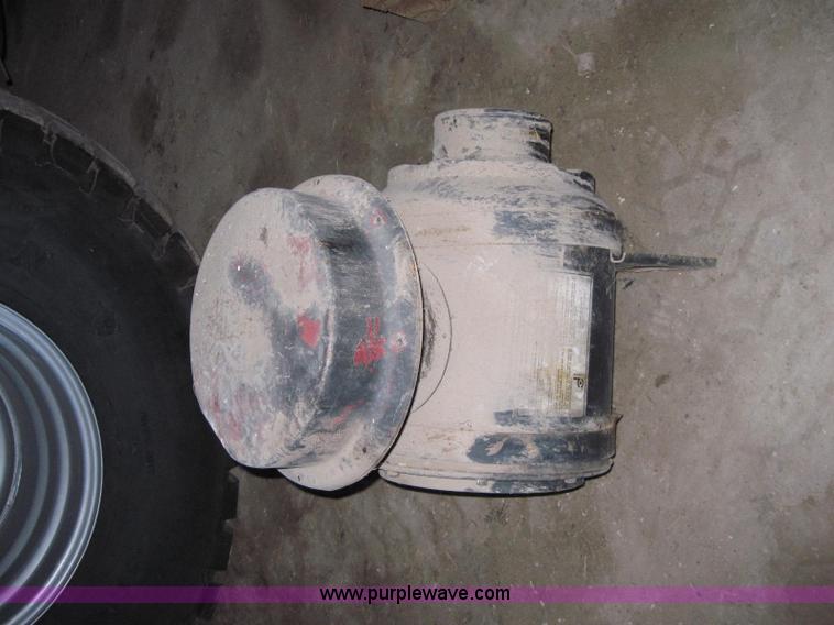 image for item 2023 Tractor and combine parts