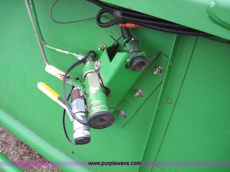 image for item 2030 1997 John Deere 930 rigid header