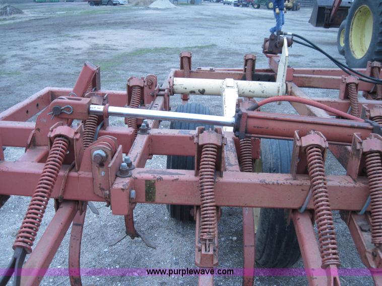 image for item 2032 Krause 4141 36' field cultivator