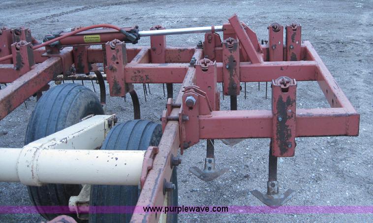 image for item 2032 Krause 4141 36' field cultivator