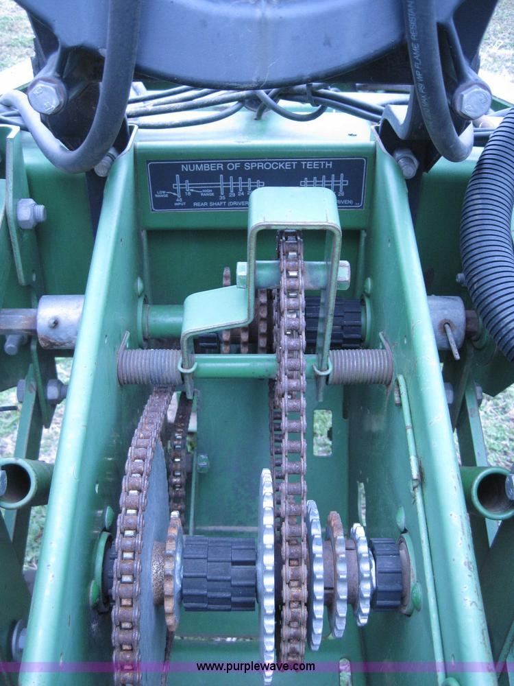 image for item 2035 John Deere 7200 eight row planter