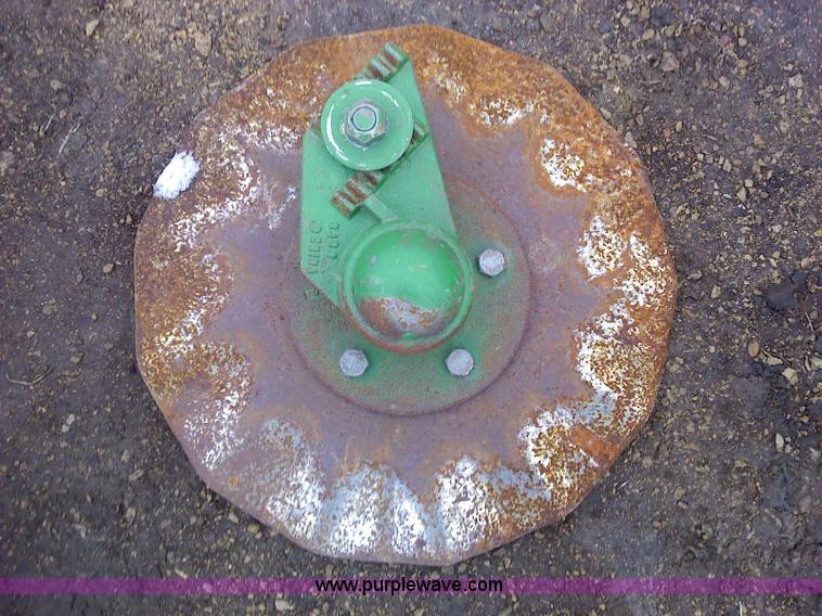 image for item 2038 (12) John Deere unit mount coulters