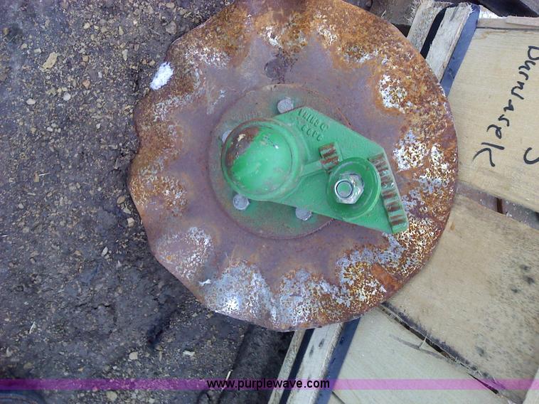 image for item 2038 (12) John Deere unit mount coulters