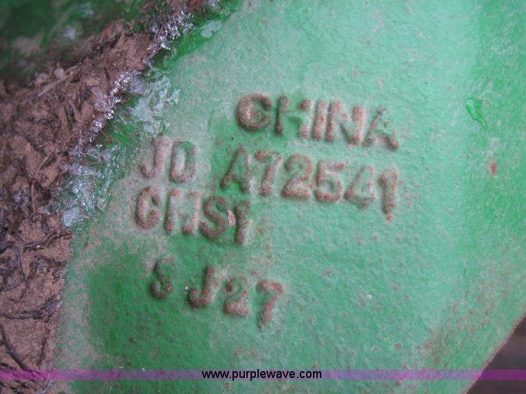 image for item 2038 (12) John Deere unit mount coulters