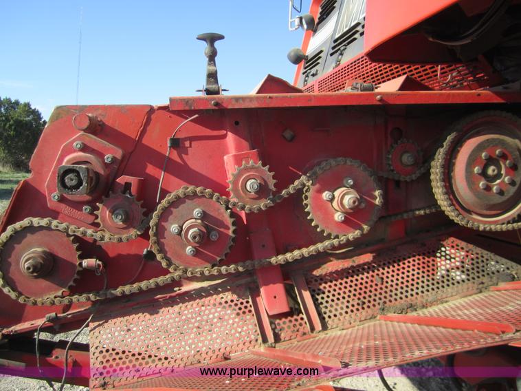 image for item 2978 1983 Massey-Ferguson 860 combine