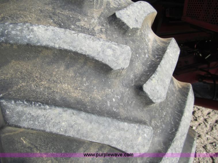 image for item 2978 1983 Massey-Ferguson 860 combine