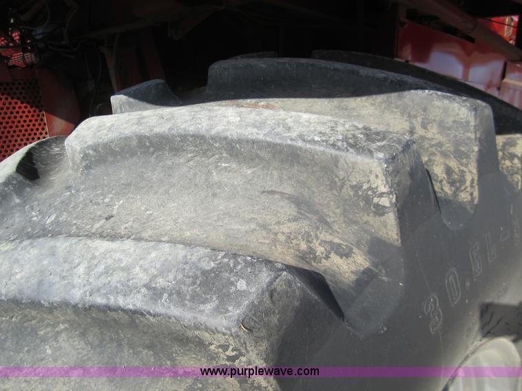 image for item 2978 1983 Massey-Ferguson 860 combine