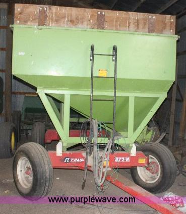 image for item 6086 Parker 2000 wagon