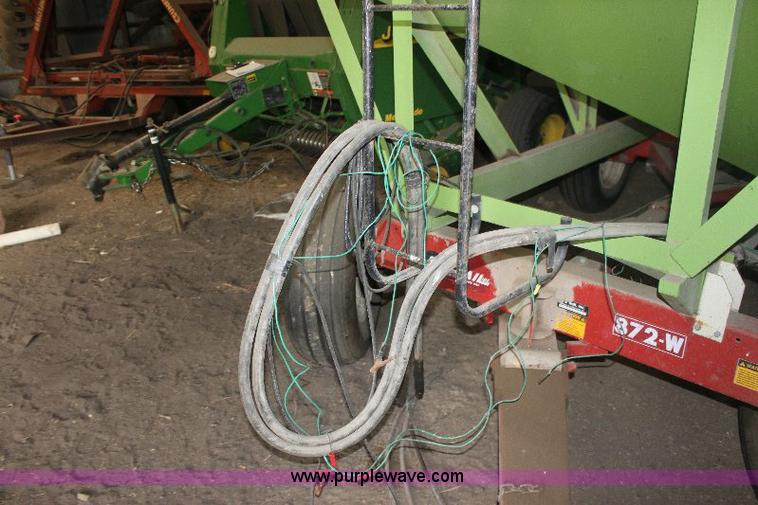 image for item 6086 Parker 2000 wagon