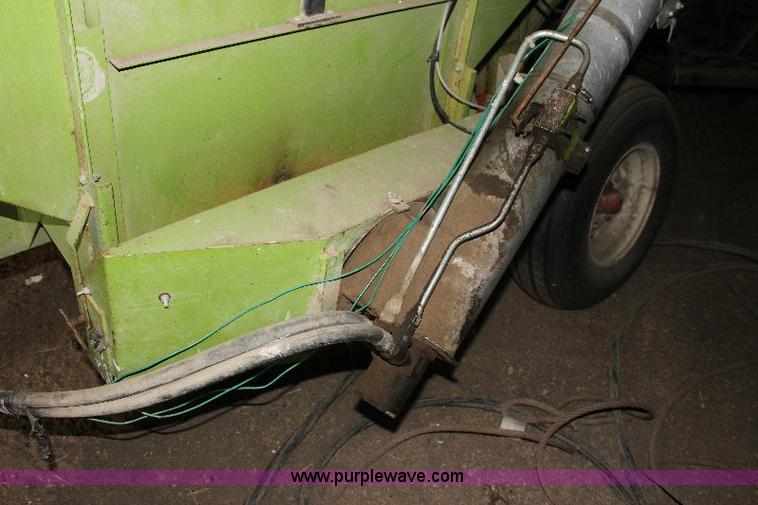 image for item 6086 Parker 2000 wagon