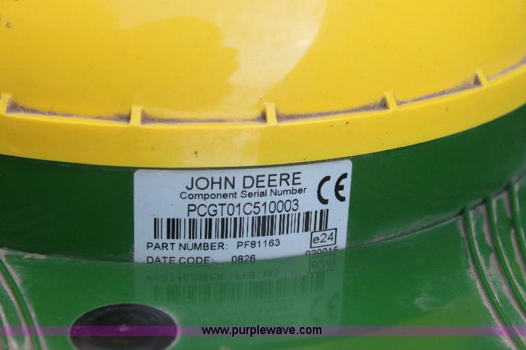image for item 6089 John Deere Starfire ITC SF1 guidance system