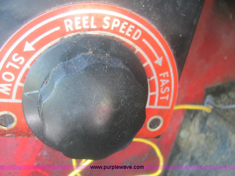 image for item 6920 Massey-Ferguson 860 combine