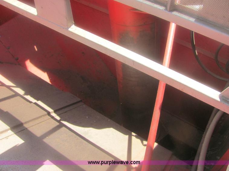 image for item 6920 Massey-Ferguson 860 combine