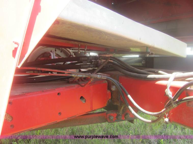 image for item 6920 Massey-Ferguson 860 combine