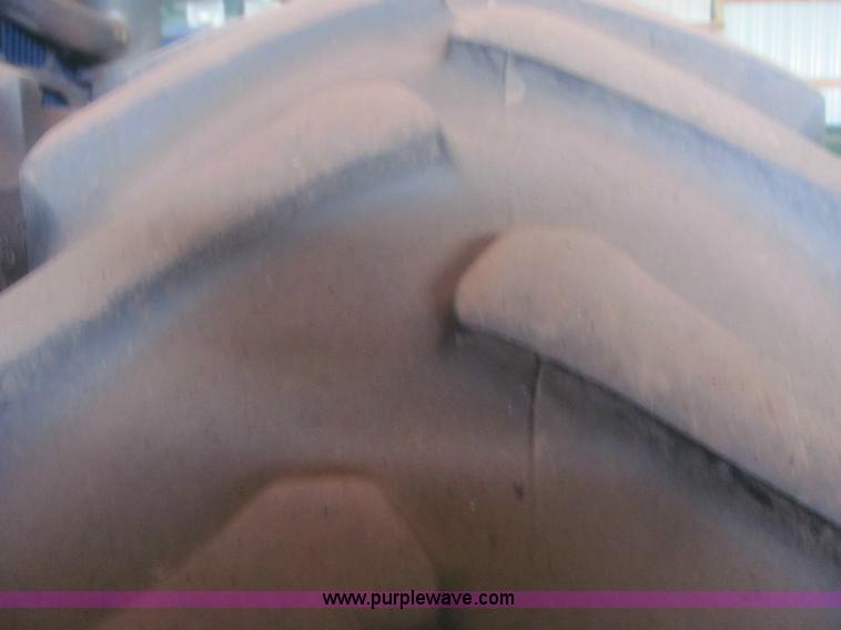 image for item 6920 Massey-Ferguson 860 combine