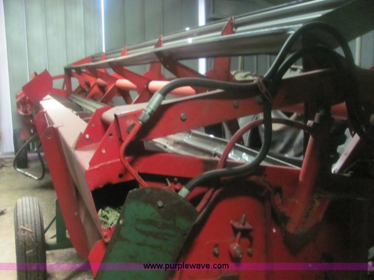 image for item 6920 Massey-Ferguson 860 combine