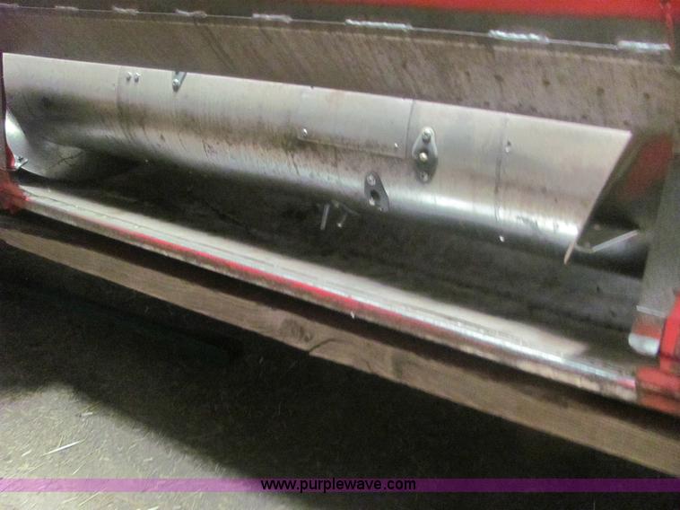 image for item 6920 Massey-Ferguson 860 combine