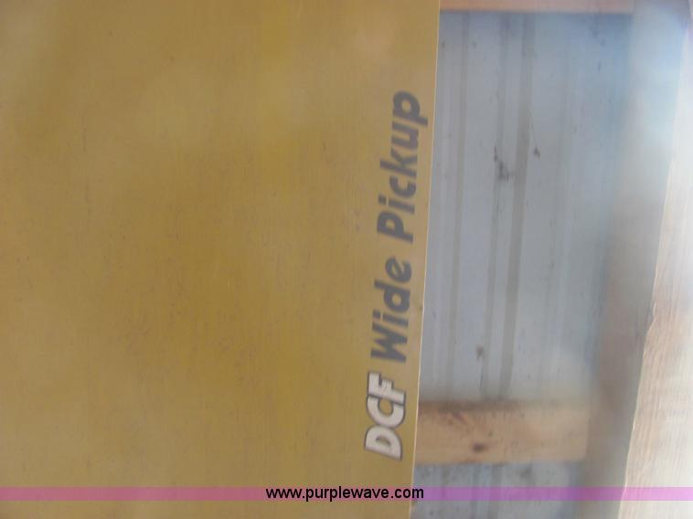 image for item 6922 Vermeer 605M DCF wide pickup baler doors