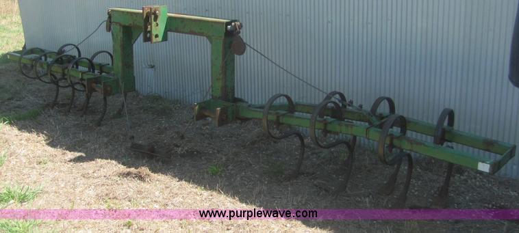 image for item 6925 11' track scratcher