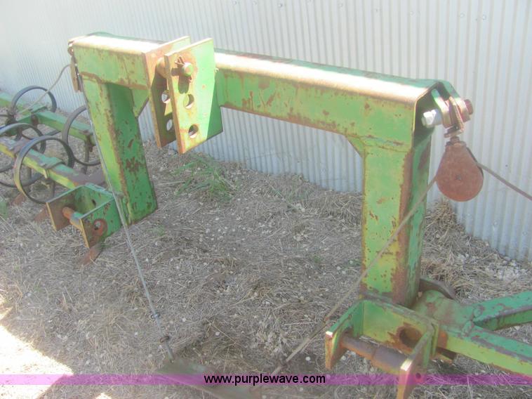 image for item 6925 11' track scratcher