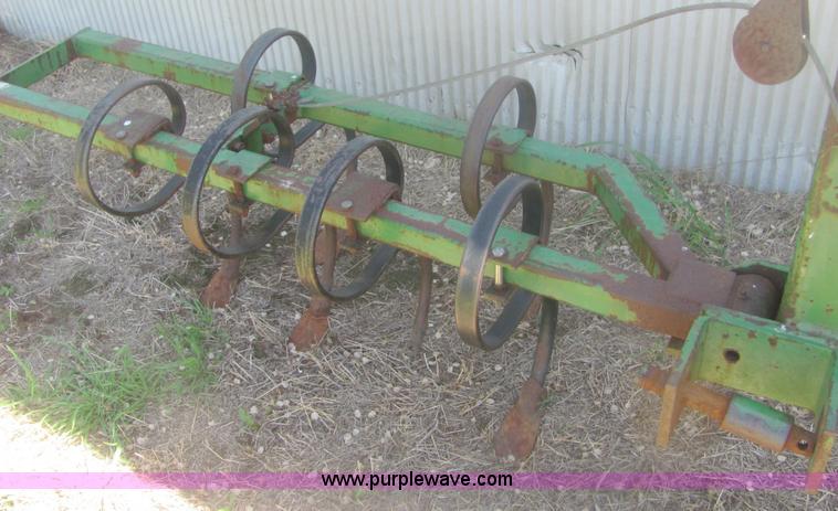 image for item 6925 11' track scratcher