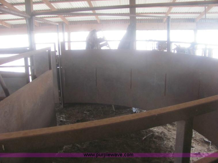 image for item 6936 Blattner B Bar D steel tub