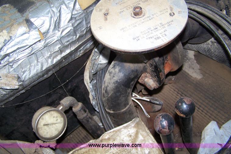 image for item 7468 1984 Big Wheels 6-55 spray rig truck