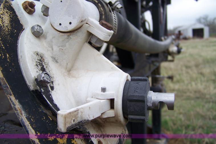 image for item 7468 1984 Big Wheels 6-55 spray rig truck