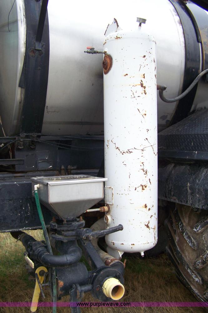 image for item 7468 1984 Big Wheels 6-55 spray rig truck