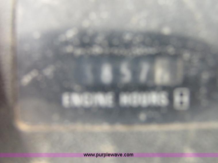 image for item 8461 International Harvester 1086 tractor