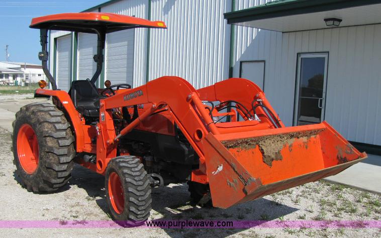 image for item 8468 Kubota L4400D tractor with loader