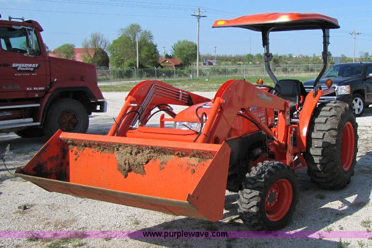 image for item 8468 Kubota L4400D tractor with loader
