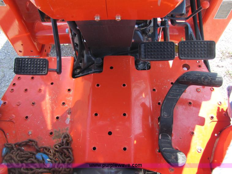 image for item 8468 Kubota L4400D tractor with loader